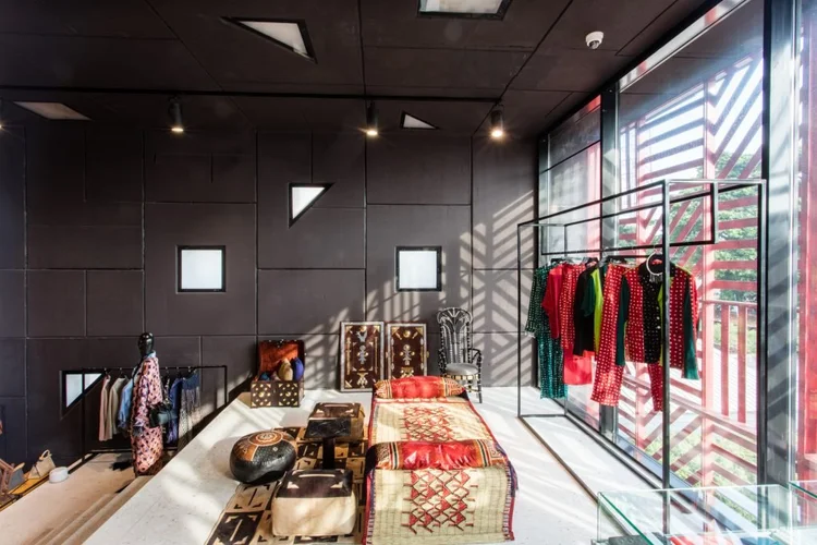 Shopping in Lagos: From Street to Luxury